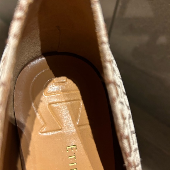 Vintage ETIENNE AIGNER POt MONOGRAM PEEP TOE PUMPS SIZE 7.5 - Picture 5 of 11
